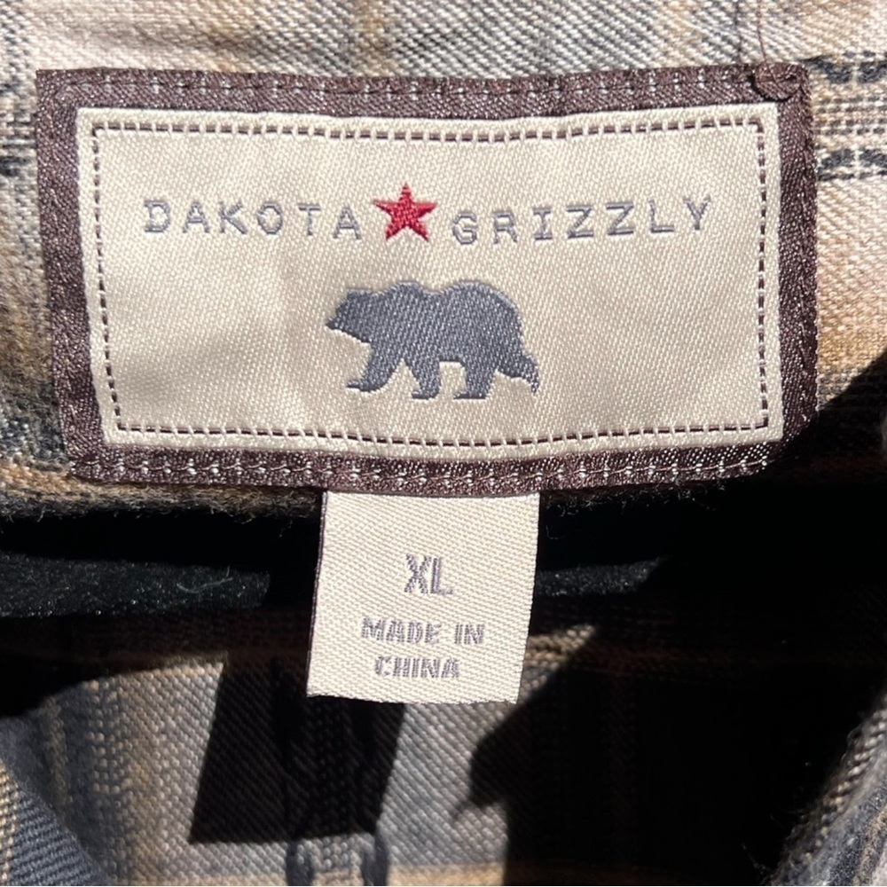 🌻NEW Dakota Grizzly Western Southwestern Cowboy Button Down Shirt Size XL - Picture 9 of 12